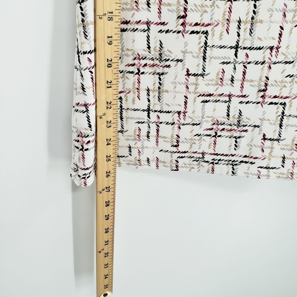 White House Black Market Cream and Black Patterned Blouse - Picture 8 of 10